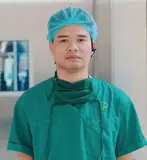 Dr. Nguyên Hoàng Hoà, surgeon at Saint Paul Hospital, introducing the new OR1<sup>™</sup> operating theatre